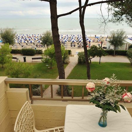 Hotel Abruzzo Pineto Exterior photo